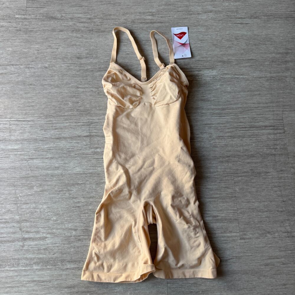 Lycra Bodysuit Shorts NWT Nude Color Women's S/M Tank Top Sleeveless